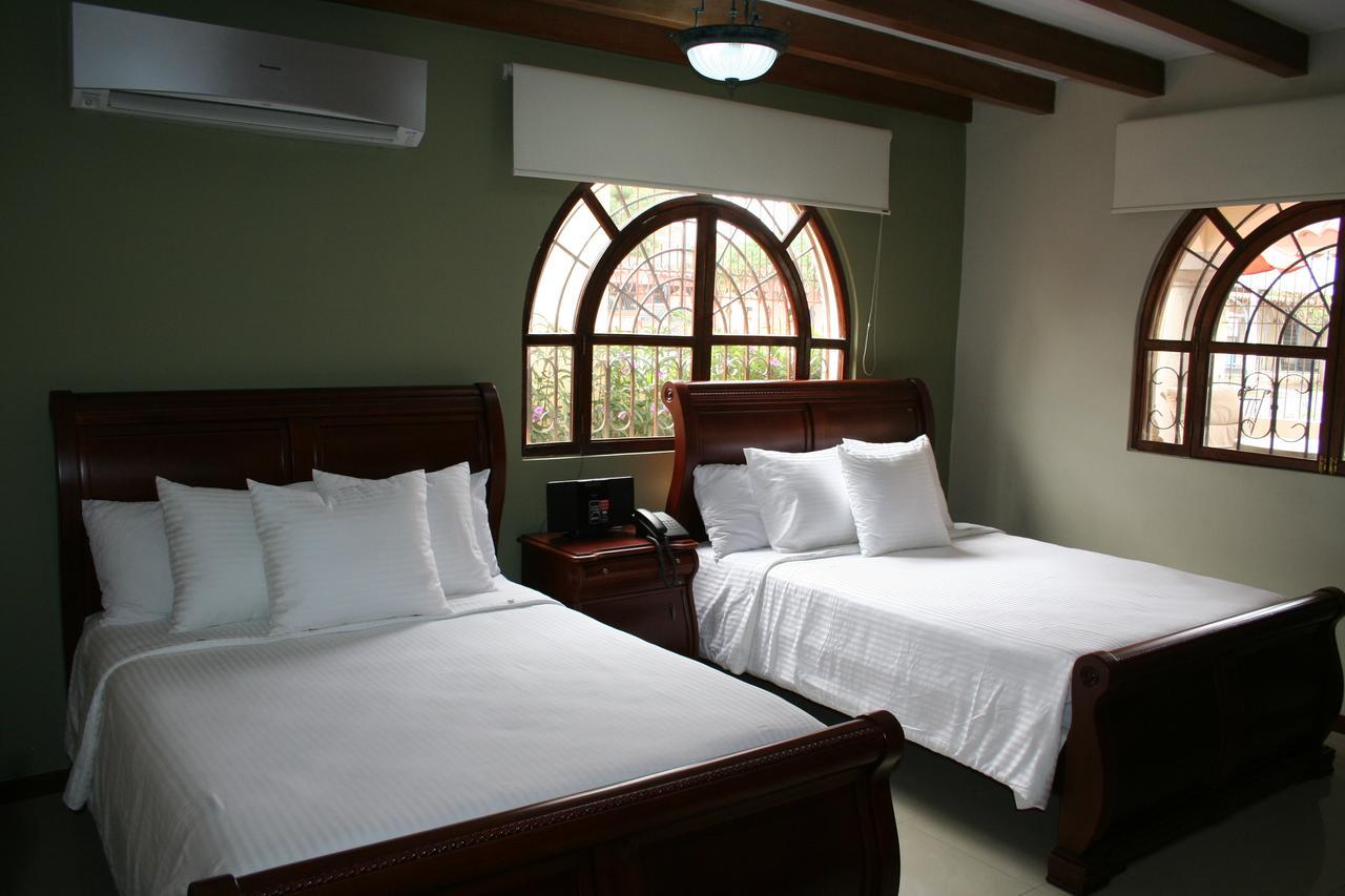 Hotel Maria Isabel Manta Eksteriør bilde